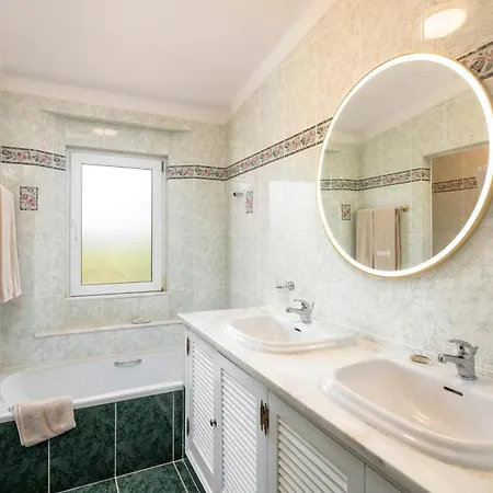 וילה Casa Jacaranda *
